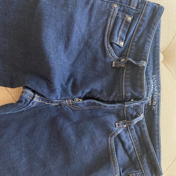 Banana Republic Ankle Jeans, Size 6 - Picture 1 of 5